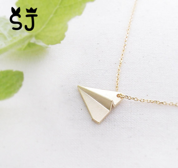 30PCS- N008 Gold Silver Origami Plane Necklace Paper Plane Necklace Tiny Aircraft Airplane Necklaces Jewelry for women
30PCS- N008 Gold Silver Origami Plane Necklace Paper Plane Necklace Tiny Aircraft Airplane Necklaces Jewelry for women