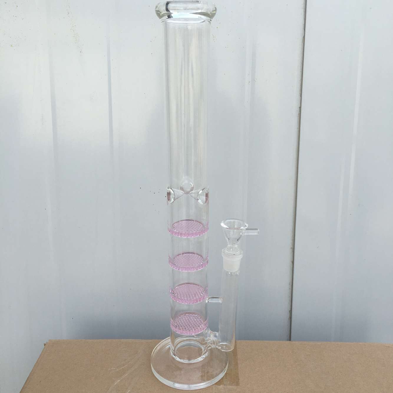 New Arrival Nice Pink 4 Layer Honeycomb Percolator Glass Water Pipes Real Picture Glass Bong with free bowl , 18.8 mm
New Arrival Nice Pink 4 Layer Honeycomb Percolator Glass Water Pipes Real Picture Glass Bong with free bowl , 18.8 mm