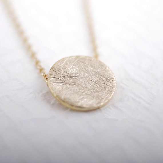 Hot sell hippie chic round cakes pendant necklace Bohemian fashion women Neclaces 2016 ms thin necklace festival best gift
Hot sell hippie chic round cakes pendant necklace Bohemian fashion women Neclaces 2016 ms thin necklace festival best gift