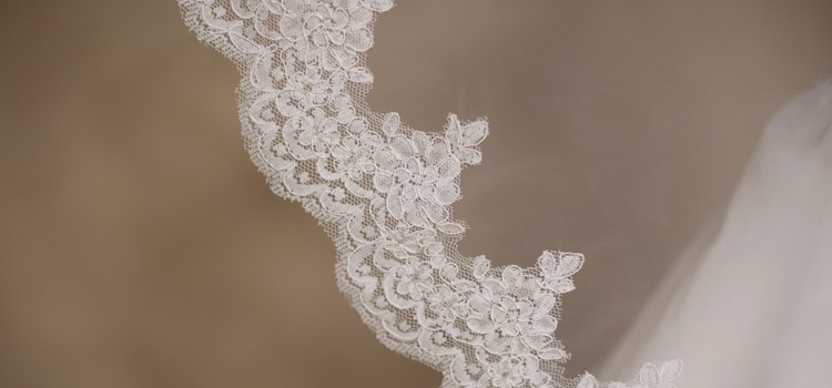 One Layered Lace Tulle Short Bridal Veils Girls Wedding Accessories Veil Lace White Ivory In Stock