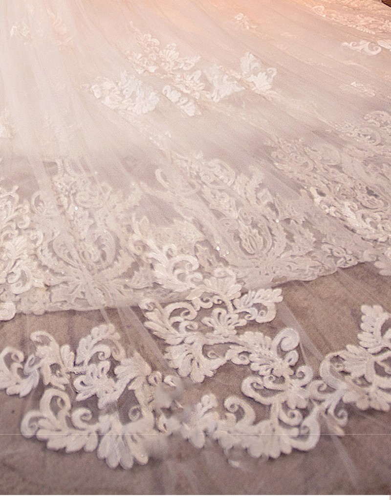 Full Applique Cathedral Veils Long Wedding Veils Beads 3 Meters Two Layers Luxury Dubai Arabic Bridal Veil Bridal Accessories