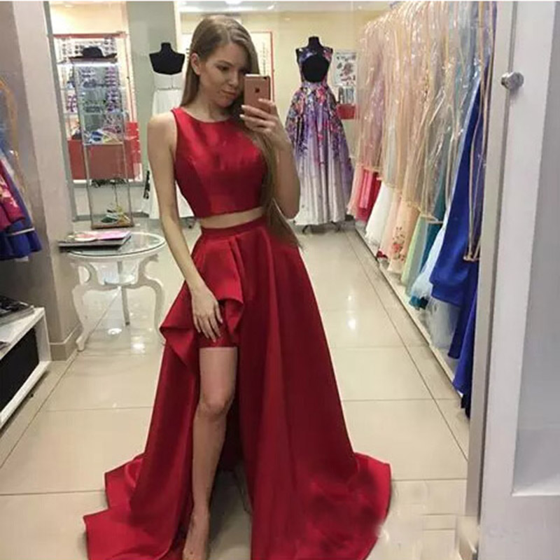 Two Pieces Prom Dresses Simple Evening Party Gowns Scoop Neck Vintage Prom Party Gown vestido de festa Formal Plus Size, Red
Two Pieces Prom Dresses Simple Evening Party Gowns Scoop Neck Vintage Prom Party Gown vestido de festa Formal Plus Size, Red