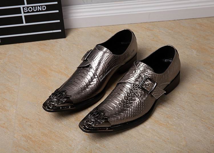 Personalized Luxury Men Gold Leather Shoes Fashion Snake Pattern Metal Charm Buckle Strap Stage Show Shoes Silver Leisure Shoes, Roundtoegold
Personalized Luxury Men Gold Leather Shoes Fashion Snake Pattern Metal Charm Buckle Strap Stage Show Shoes Silver Leisure Shoes, Roundtoegold