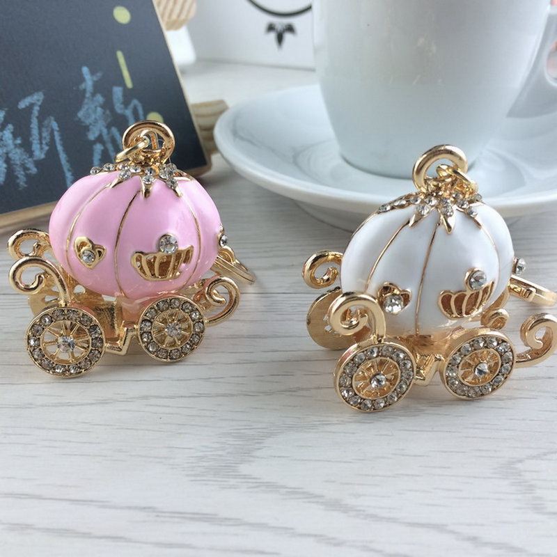 Wedding Favors Party Gift Cinderella Pumpkin Carriage Keychain Key Chain White and Pink Color Gold Plated Alloy Key Ring
Wedding Favors Party Gift Cinderella Pumpkin Carriage Keychain Key Chain White and Pink Color Gold Plated Alloy Key Ring