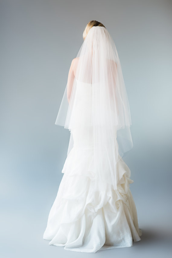 New Free Shipping Simple Wedding Veils Best Seling High Quality Elegant White/Ivory Cut Edge Wedding Bridal Veils Two Layers 3 Meters