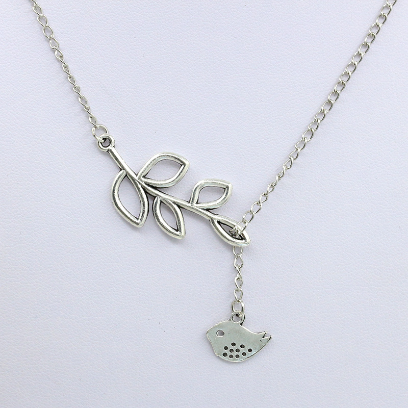 Factory Price Simple Silver Color Leaf Bird Pendant Necklace Fashion Women Metal Jewelry Necklaces Link Chain Choker Necklace
Factory Price Simple Silver Color Leaf Bird Pendant Necklace Fashion Women Metal Jewelry Necklaces Link Chain Choker Necklace