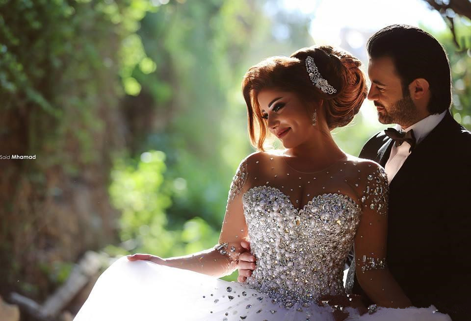 long sleeve ball gown wedding dresses with rhinestones crystals cap sleeve wedding party dress bridal gowns
