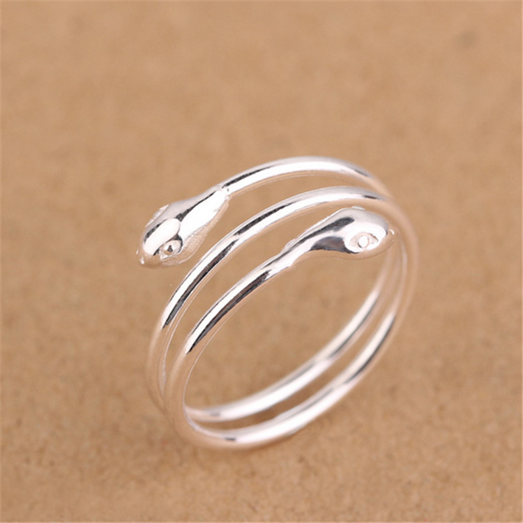 100% 925 Fits European Jewelry snake Silver Rings Brand Fashion Finger Rings High Quality Open women ring Antiallergic 1.91g
100% 925 Fits European Jewelry snake Silver Rings Brand Fashion Finger Rings High Quality Open women ring Antiallergic 1.91g