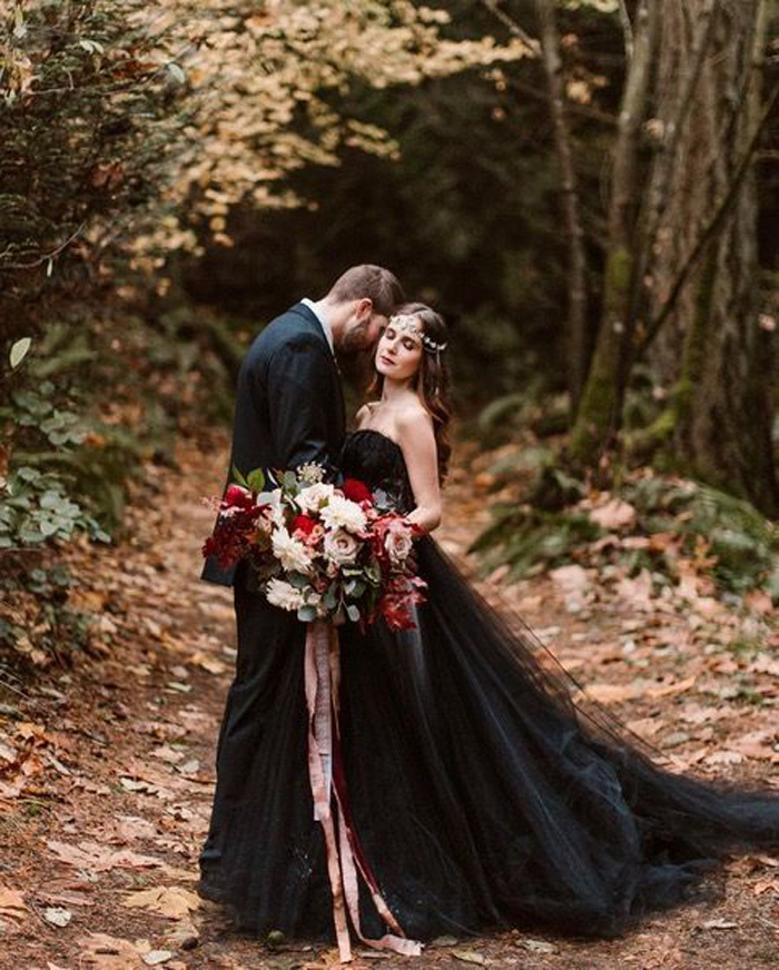 Black Tulle Wedding Dresses 2017 Bohemian Vintage Strapless Ruched Long Bridal Gowns Custom Made China EN10117