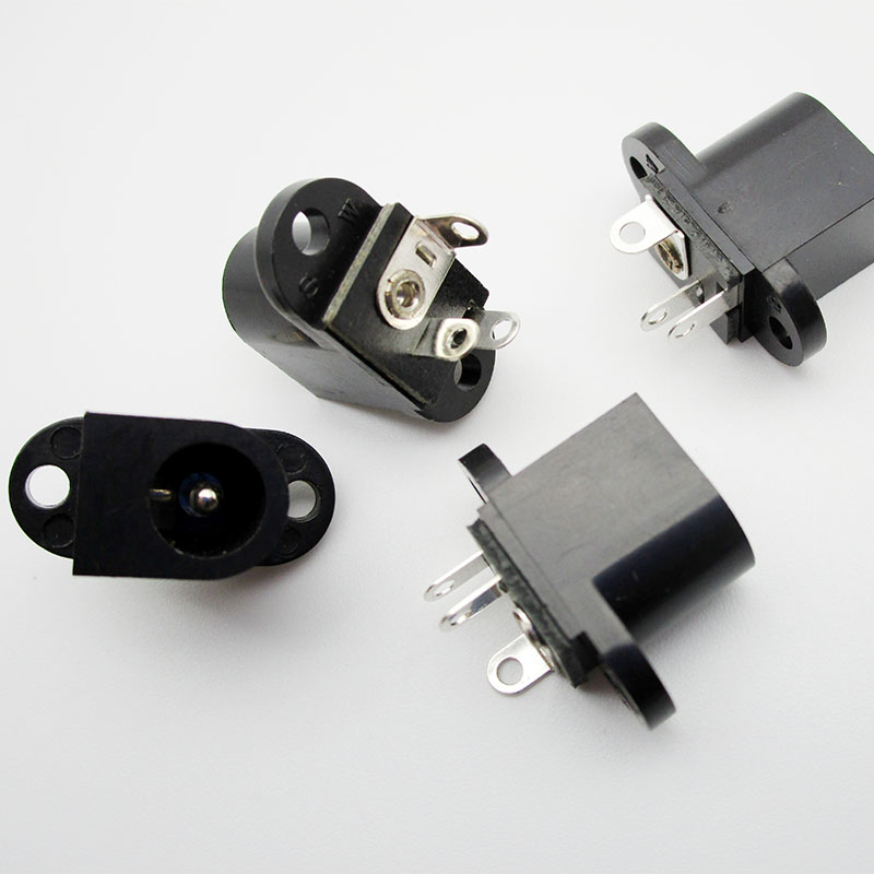 DC power outlet with a fixed vertical ear 5.5 * 2.1 charging switch socket common appliances