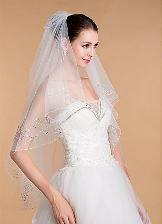 New high Quality Amazing Romantic Fingertip Length Elegant Luxury Beaded Edge veil Bridal Head Pieces For Wedding Dresses, White
New high Quality Amazing Romantic Fingertip Length Elegant Luxury Beaded Edge veil Bridal Head Pieces For Wedding Dresses, White