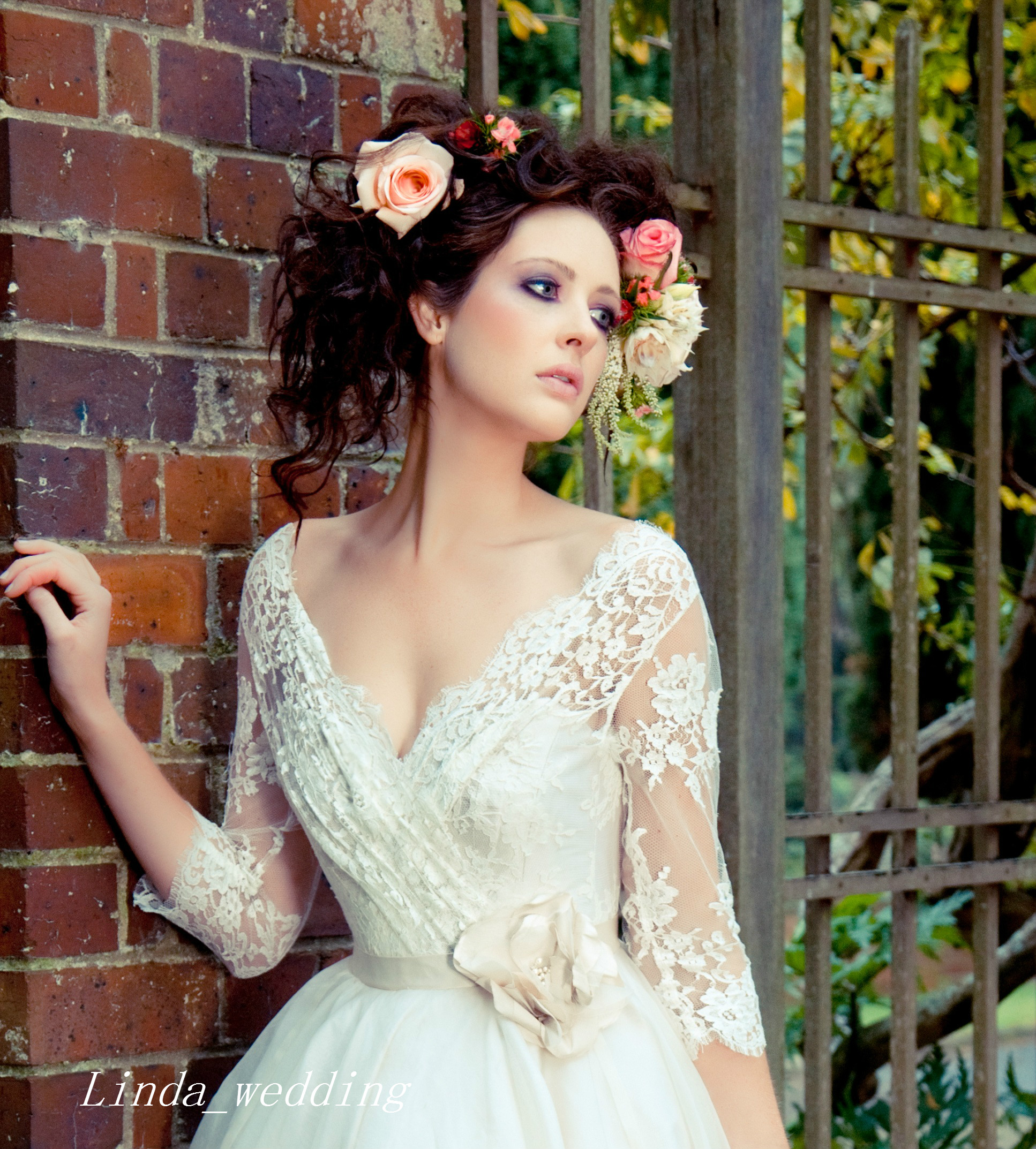 Vintage Tea Length Wedding Dresses With Sleeves Graceful Ivory A Line Lace Reception Wedding Dress Bridal Party Gowns