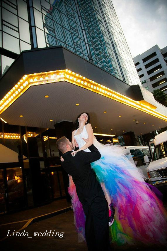 New Arrival Colored Rainbow Wedding Dresses Romantic Puffy Ball Gown Halter Tulle Long Dream Princess Bridal Party Gowns