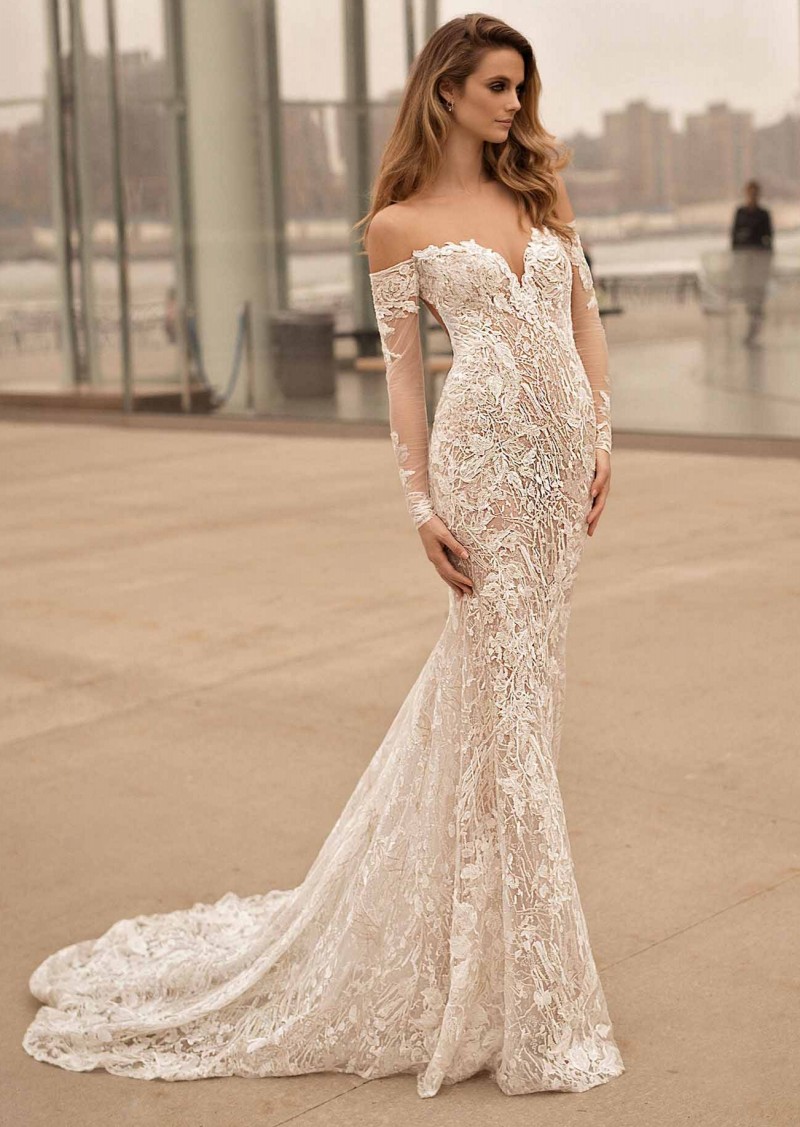 Berta Wedding Dresses Sweetheart Neck Long Sleeves Backless Bridal Gowns Sweep Train Lace Appliqued Mermaid Country Wedding Dress