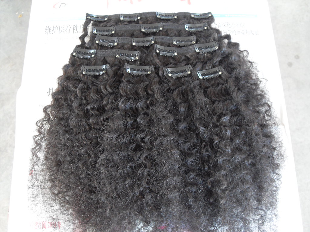 Brazilian kinky curly hair weft clip in unprocessed natural black color human virgin remy extensions can be dyed
Brazilian kinky curly hair weft clip in unprocessed natural black color human virgin remy extensions can be dyed