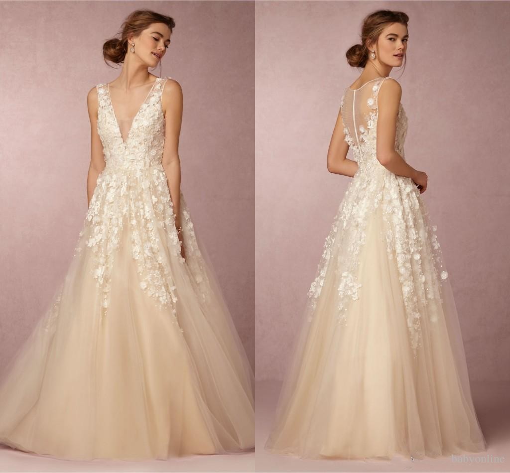 Vintage V-neck Illusion Back Wedding Dresses 3D-floral Beaded Lace Appliques A-line Long Bridal Gowns with Sweep Train Vestios De Novia 333, Same as image
Vintage V-neck Illusion Back Wedding Dresses 3D-floral Beaded Lace Appliques A-line Long Bridal Gowns with Sweep Train Vestios De Novia 333, Same as image