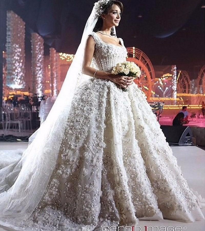 2018 Beaded Empire New Arrival Square Neckline Wedding Gowns Lace Hands made flowers Ball Gown Bridal Dresses, White
2018 Beaded Empire New Arrival Square Neckline Wedding Gowns Lace Hands made flowers Ball Gown Bridal Dresses, White