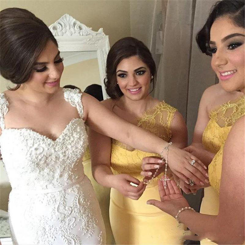 Light Yellow One Shoulder Bridesmaid Dresses Sheer Lace Bodice Button Side Cheap In Sorck Mermaid Formal Wedding Party Gowns