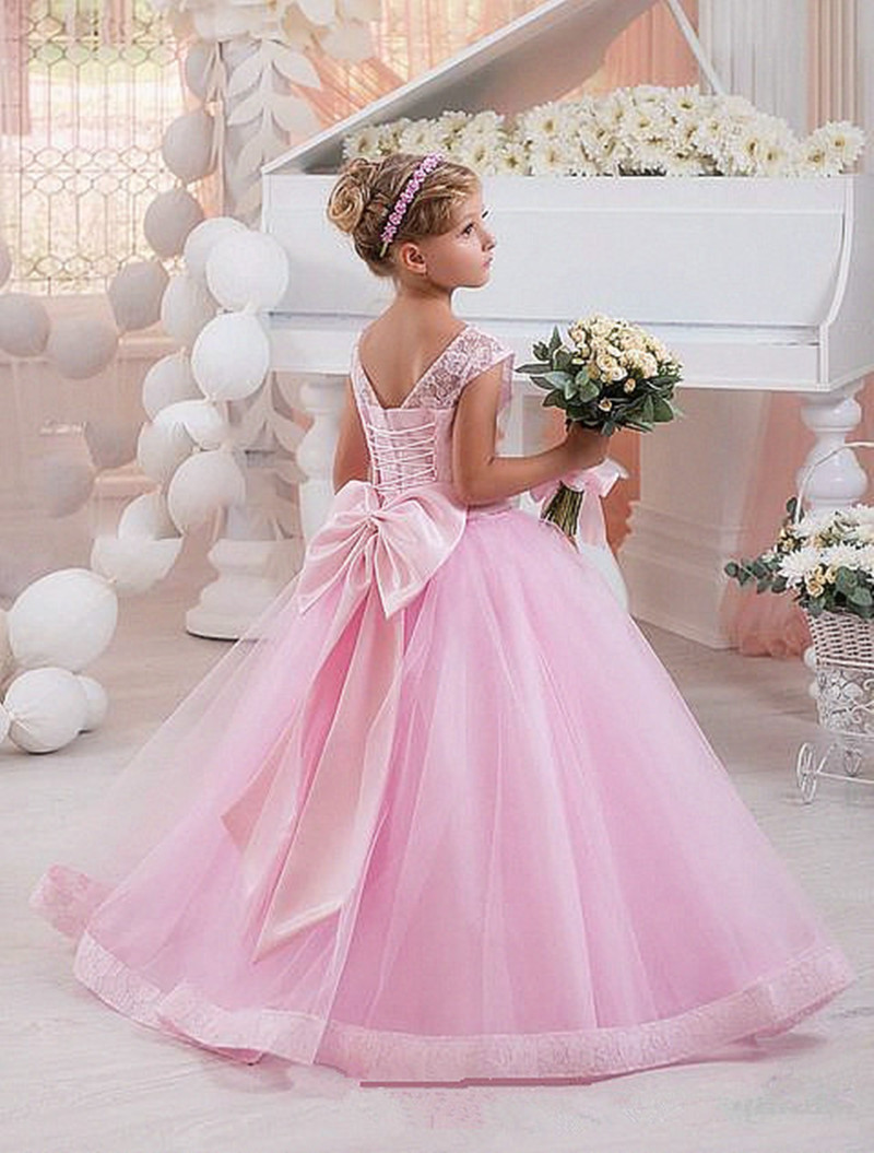 Lace Flower Girls Dresses For Weddings Jewel Neck Crystal Little Girls Gowns First Communion Dress