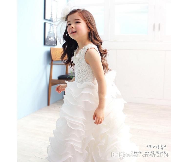 Scoop White Pageant Dresses For Girls Tulle 2022 Flower Girl Dresses Cute Beaded Tiered Floor-Length Princess Tutu Ball Gowns