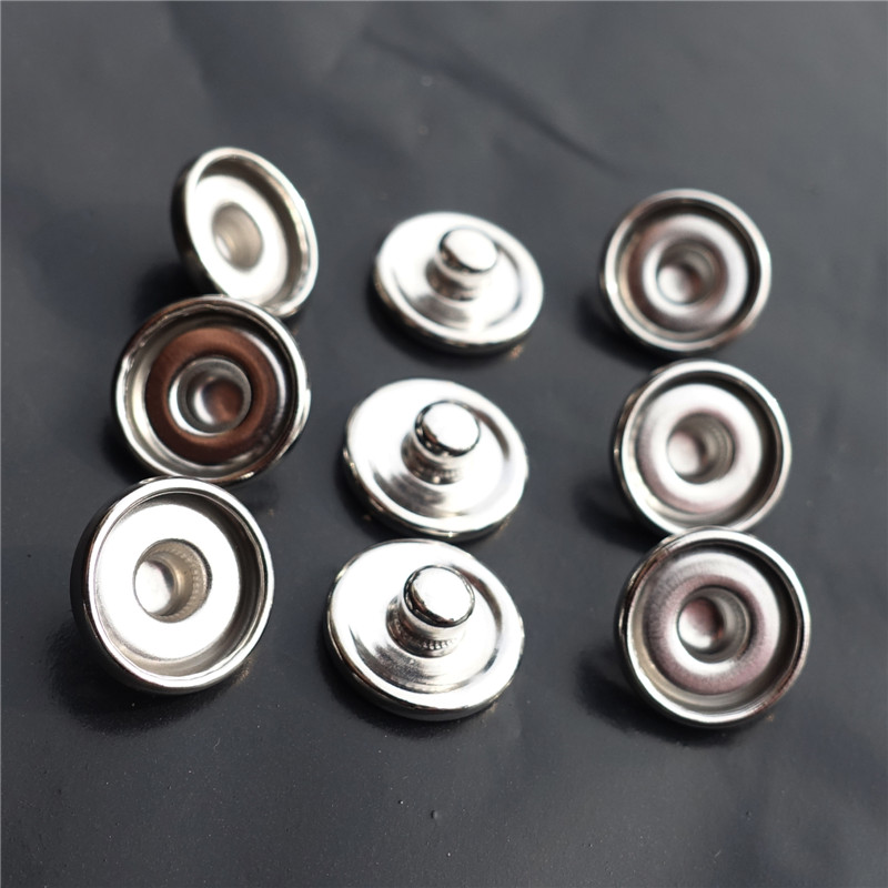 500pcs/lot Wholesale Accessories Noosa Chunks Brass Small 12mm Snap Button Base Interchangeable Jewelry Findings, Golden;silver
500pcs/lot Wholesale Accessories Noosa Chunks Brass Small 12mm Snap Button Base Interchangeable Jewelry Findings, Golden;silver