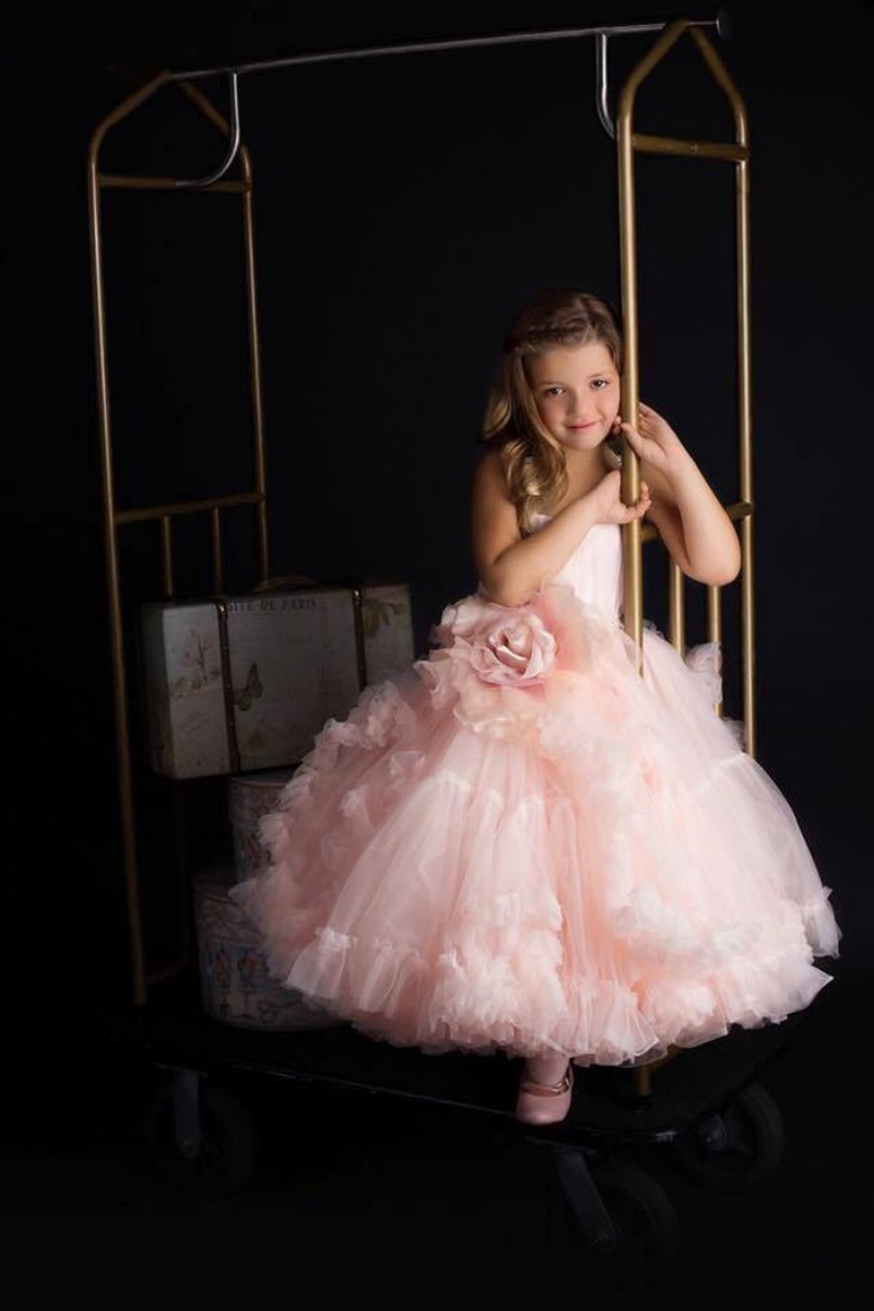 Pink Girls Pageant Dresses Hand Made Flower Ruffle Backless Ball Gown Flower Girl Dress For Wedding Floor Length Birthday Party Wear