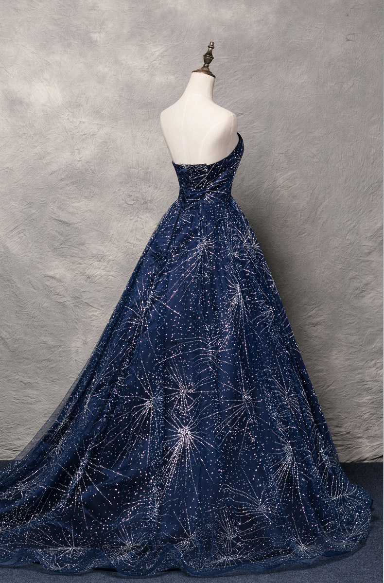 Stunning Navy Blue Ball Gown Prom Dresses COurt train Starpless Sparkling Beading Long Evening Gowns Lace-up/Zipper Back Runway Dress