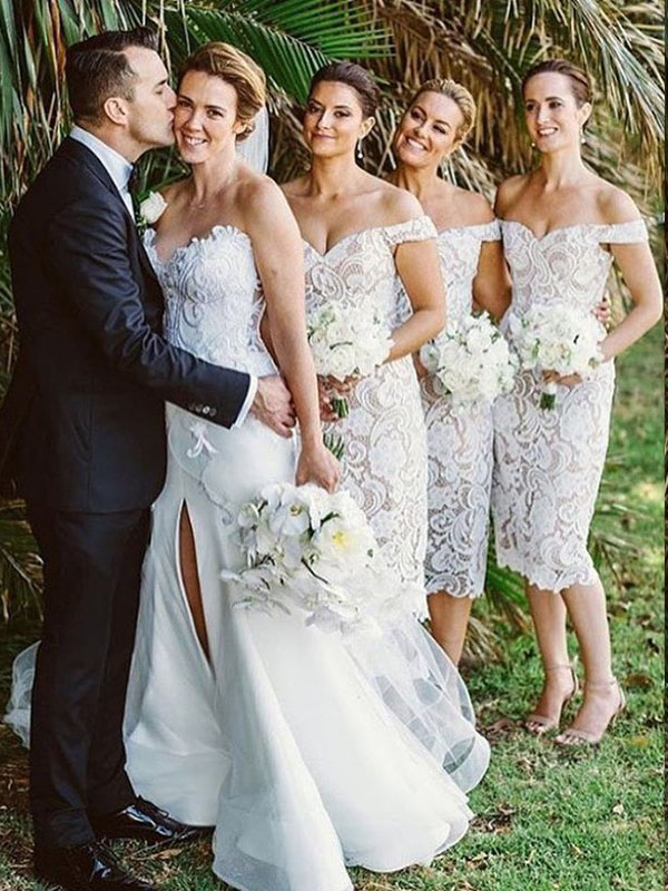 Lace Cheap Tea Length Country Bridesmaids Dresses Off The Shoulder Sheath Wedding Guest Dress Sleeveless Short Maid Of Honor Gowns