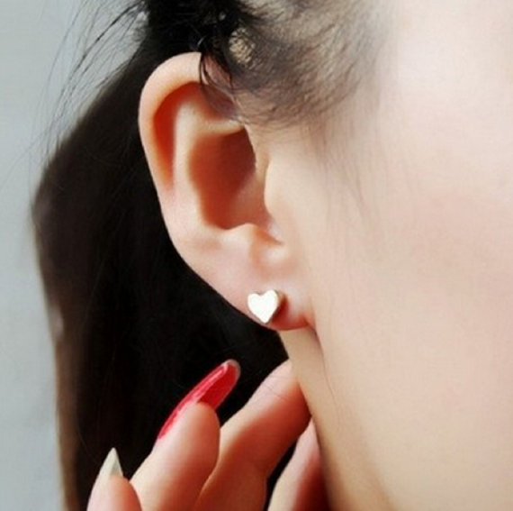 30Pair Tiny Heart Studs Earrings Simple Love Heart Earrings Cute Small Geometric Stud Earrings for Women Jewelry