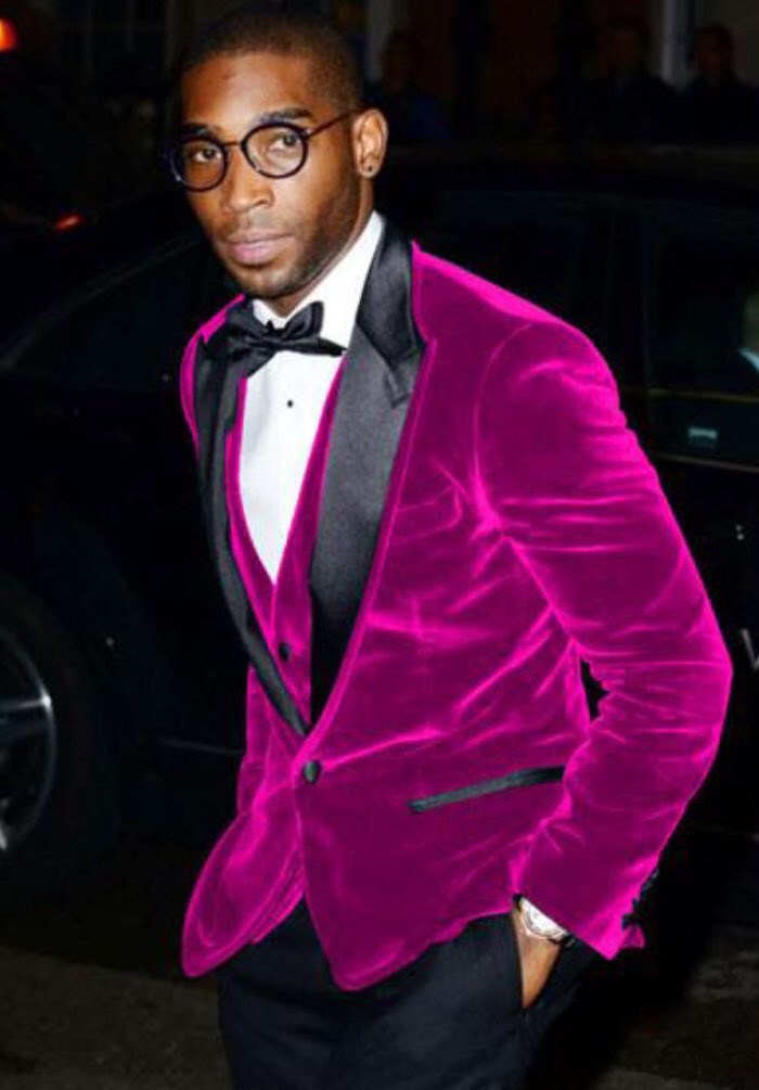 Trendy Design One Button Velvet Groom Tuxedos Groomsmen Peak Lapel Best Man Suits Mens Wedding Blazer Suits (Jacket+Pants+Vest+Tie) NO:670