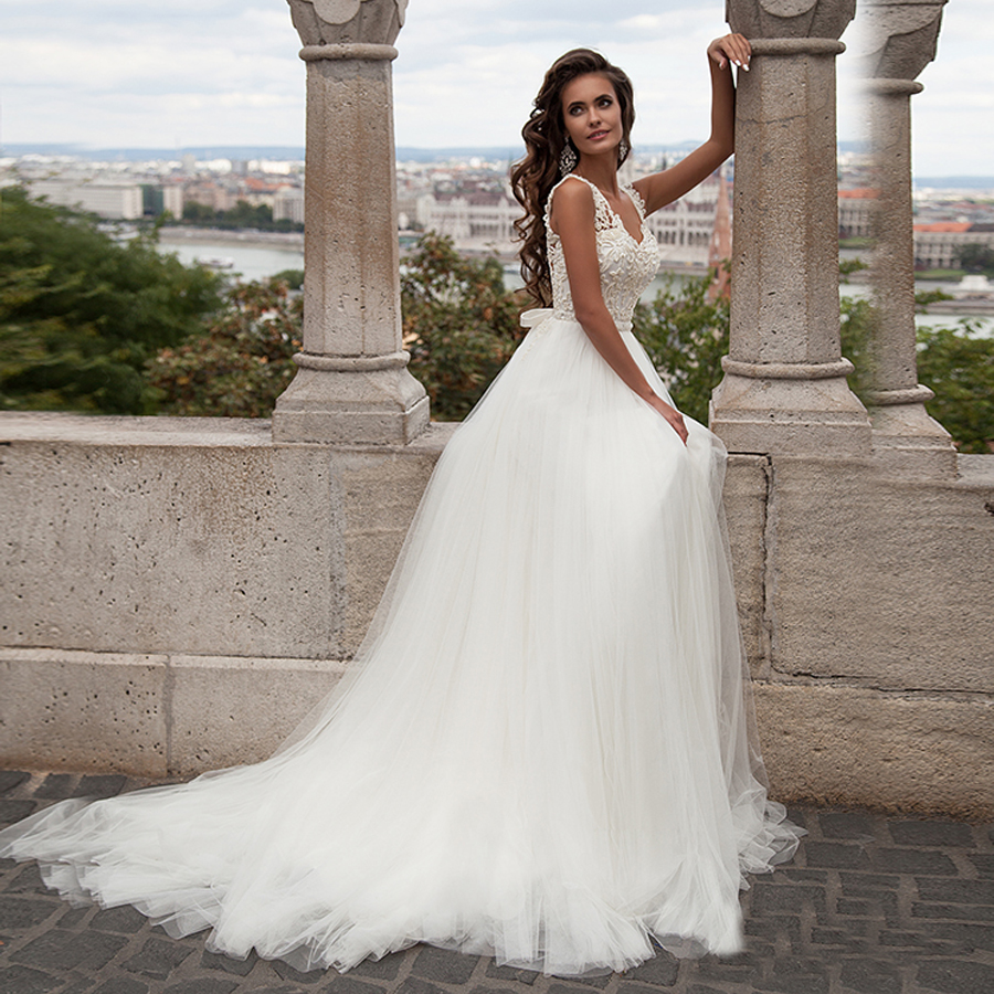 A-line Hand Beading Soft Tulle Woman's Outdoor Wedding Dresses Illusion Cutout Back Destination Bridal Dress vestido de noiva, White
A-line Hand Beading Soft Tulle Woman's Outdoor Wedding Dresses Illusion Cutout Back Destination Bridal Dress vestido de noiva, White