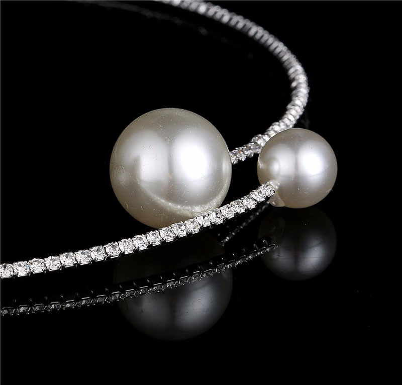 Elegant Delicate Crystal Rhinestone Choker Necklace Big Pearl Charm Single Strand Faux Pearl Necklace Diamond Collar for Women