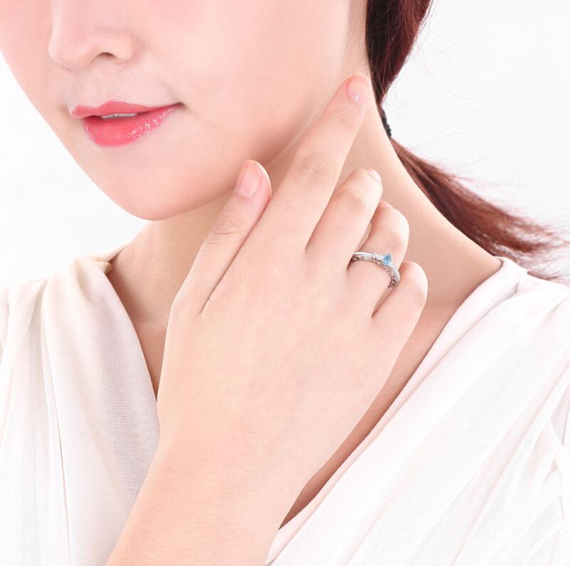 Sterg Sier Pear Aquamarine Gemstone Zirconia Decorative Pattern Ring for Women