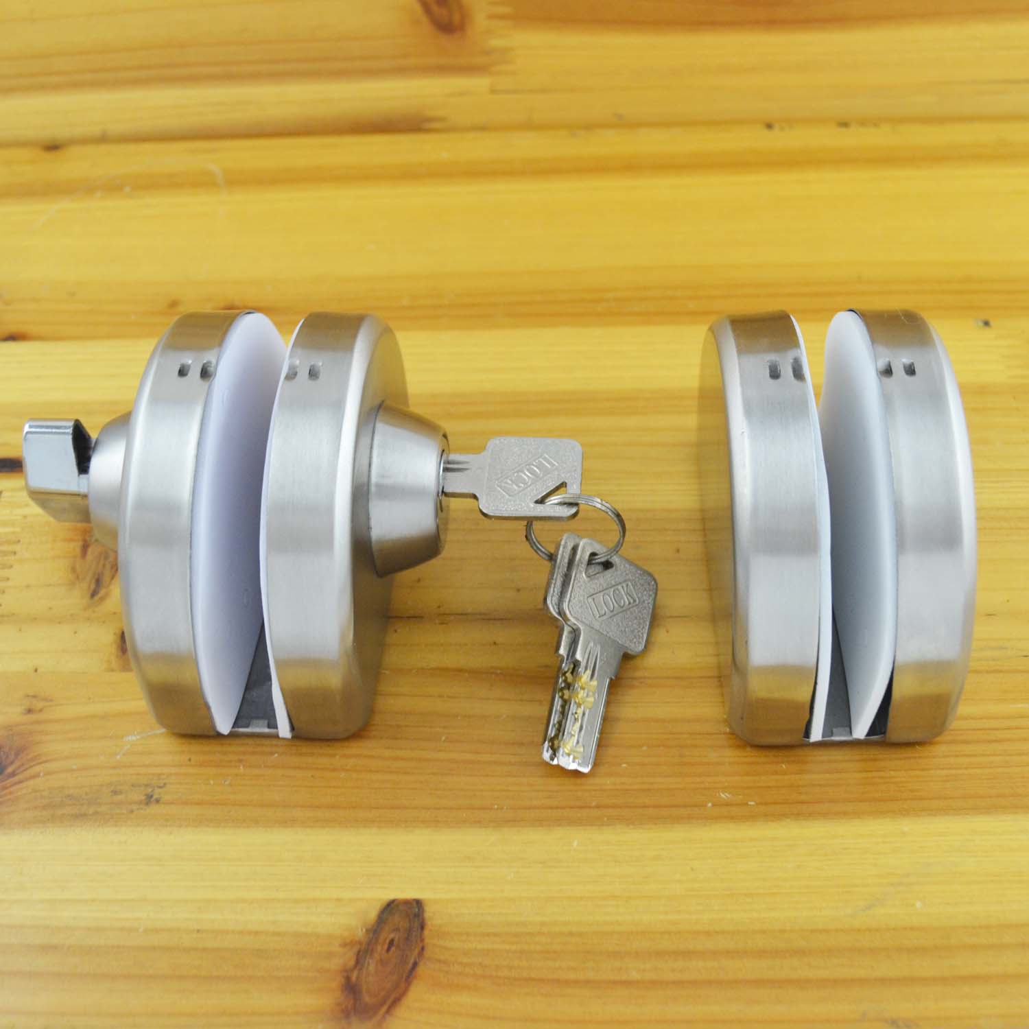 GD03SS Glass Door Lock Stainless Steel without Hole Bidirectional Unlock Key - Knob Frameless Glass Door