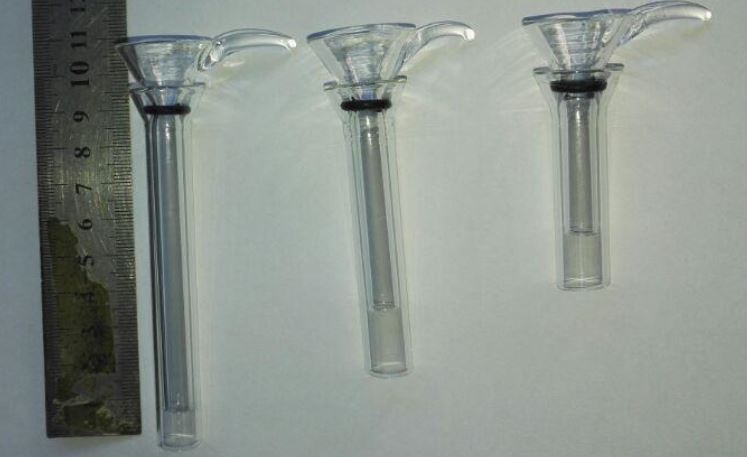 2parts Glass bowls male slides and female stem slide funnel style with black rubber simple downstem for water glass bong glass pipes
2parts Glass bowls male slides and female stem slide funnel style with black rubber simple downstem for water glass bong glass pipes