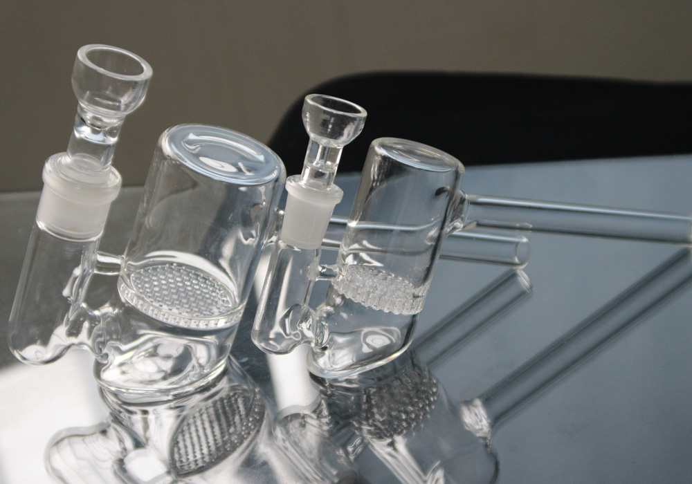 Paladin886 Y150 Hookah 14mm 19mm Smoking Pipe 2 Models Bubbler Comb Perc Hammer Oil Rigs Bongs Glass Water Pipes
Paladin886 Y150 Hookah 14mm 19mm Smoking Pipe 2 Models Bubbler Comb Perc Hammer Oil Rigs Bongs Glass Water Pipes