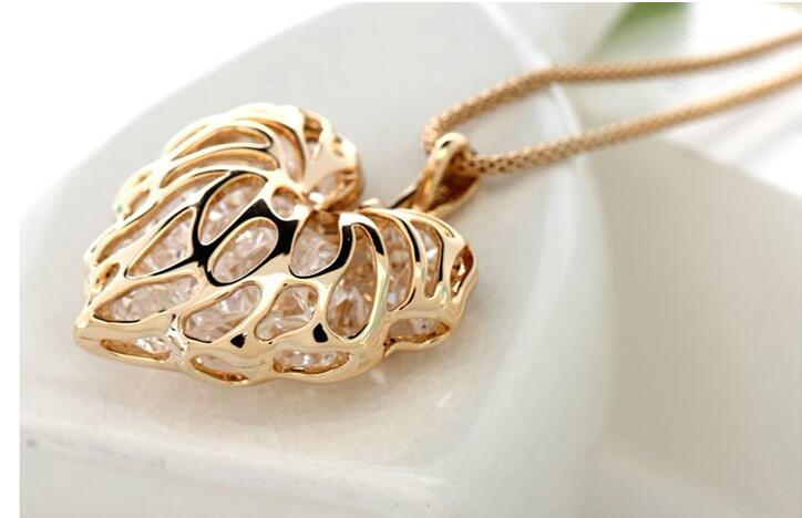 Hollow Love Heart Leaves Zircon Bracelet Necklace Peach Heart Necklace