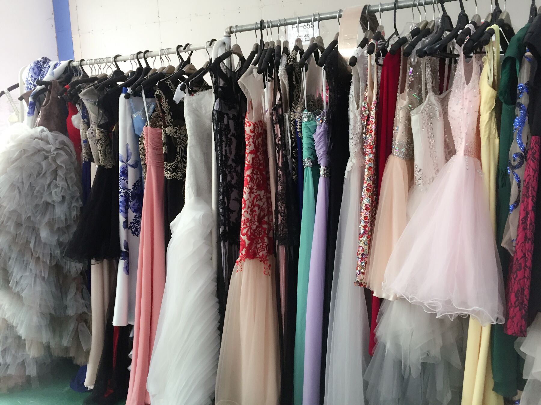 New Black and White Tulle Ball Gown Evening Dresses 2020 Crystal Beaded Rhinestones A Line Lace Up Prom Dresses Runway Red Carpet Dresses