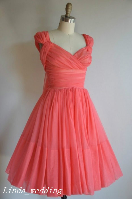 Simple Pretty Short Coral Bridesmaid Dress A Line Chiffon Maid of Honor Dress For Wedding Party Gown