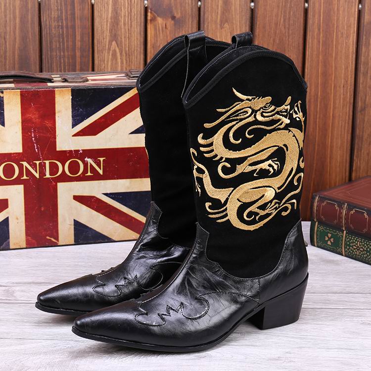 New Arrival Men High Top Leather Shoes Fashion Designer Embroidered Dargon Mid Calf Martion Boot Pointed Toe Black And Red
New Arrival Men High Top Leather Shoes Fashion Designer Embroidered Dargon Mid Calf Martion Boot Pointed Toe Black And Red