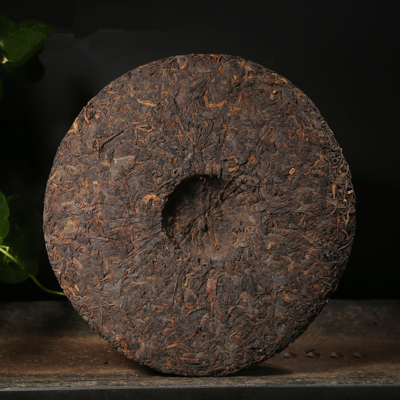 357g Ripe Puer Tea Yunnan special local product Black Puerh Tea Cake Organic Natural Puer Old Tree Cooked Puer Preferred
357g Ripe Puer Tea Yunnan special local product Black Puerh Tea Cake Organic Natural Puer Old Tree Cooked Puer Preferred