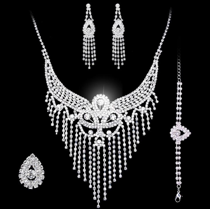 Bridal jewelry sets Earrings Necklace rings bracelet Accessories one set include four pcs luxury fashion new style hot sell HT125
Bridal jewelry sets Earrings Necklace rings bracelet Accessories one set include four pcs luxury fashion new style hot sell HT125