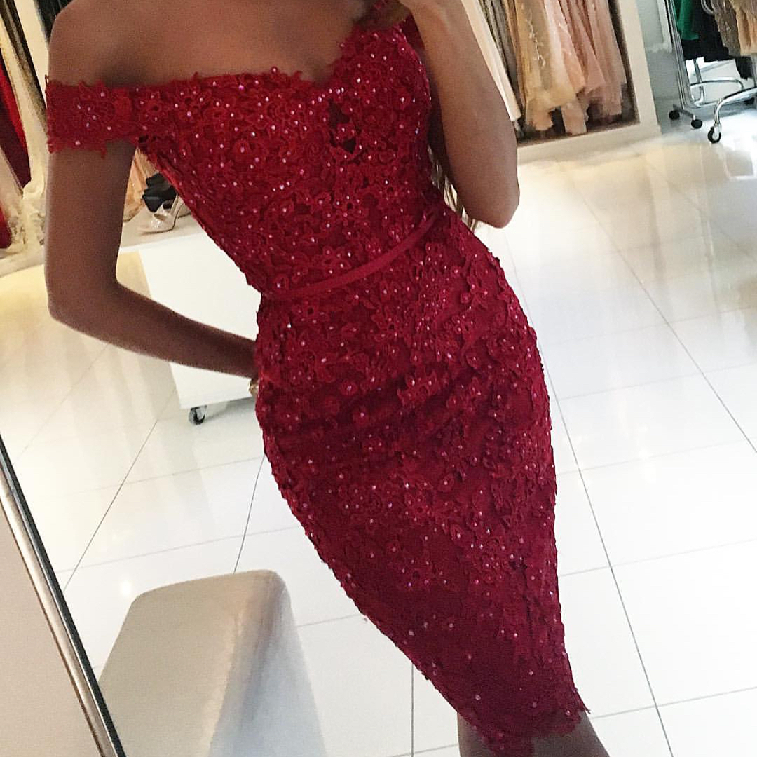 Off the Shoulder Dresses for Women Sweetheart Straight Burgundy Evening Dresses Knee Length Evening Gowns Appliques with Beaded Prom Gowns, Dark red
Off the Shoulder Dresses for Women Sweetheart Straight Burgundy Evening Dresses Knee Length Evening Gowns Appliques with Beaded Prom Gowns, Dark red
