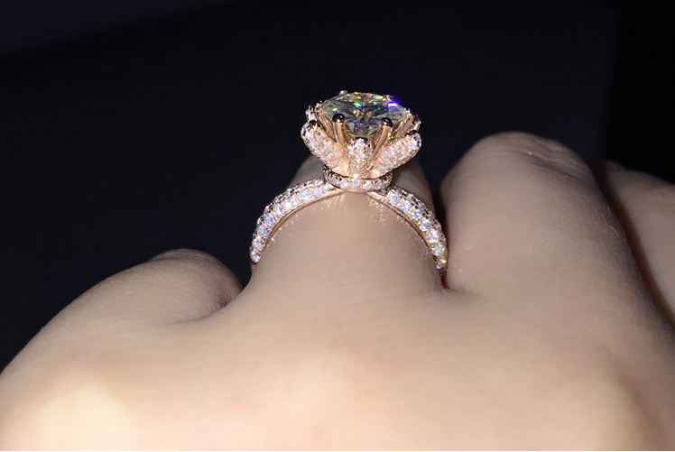 Victoria Wieck Brand Desgin Luxury Jewelry 925 Sterling Silver Rose Gold Round Cut White Topaz CZ Diamond Women Wedding Lotus Flower Ring