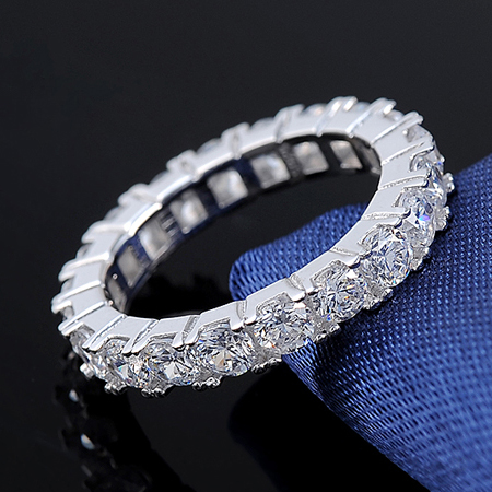 ORSA JEWELS Austria Crystal Finger Ring Top Quality Crystal beautiful Rings on Platinum Plated Ring Jewelry for Women OR31
ORSA JEWELS Austria Crystal Finger Ring Top Quality Crystal beautiful Rings on Platinum Plated Ring Jewelry for Women OR31