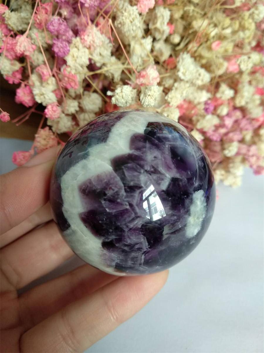 High Quality NATURAL Dream Amethyst Quartz Crystal sphere ball Orb Gem Stone Healing Home Decoration Free shipping
High Quality NATURAL Dream Amethyst Quartz Crystal sphere ball Orb Gem Stone Healing Home Decoration Free shipping