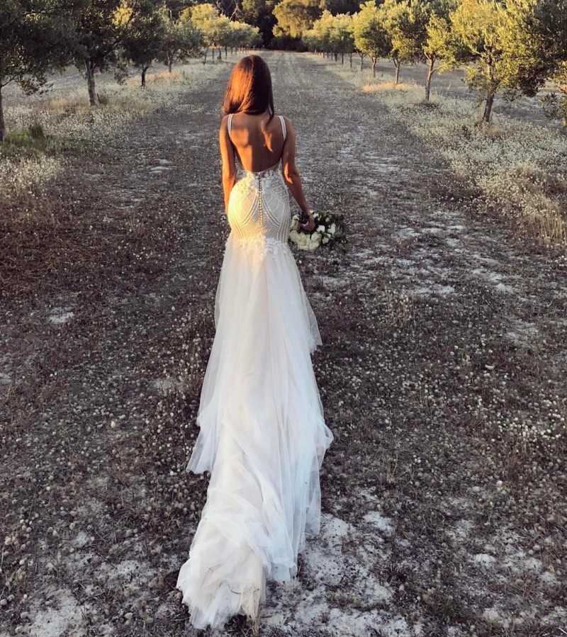 vintage mermaid wedding dresses v neck backless bridal gowns sweep train plus size lace country wedding dress