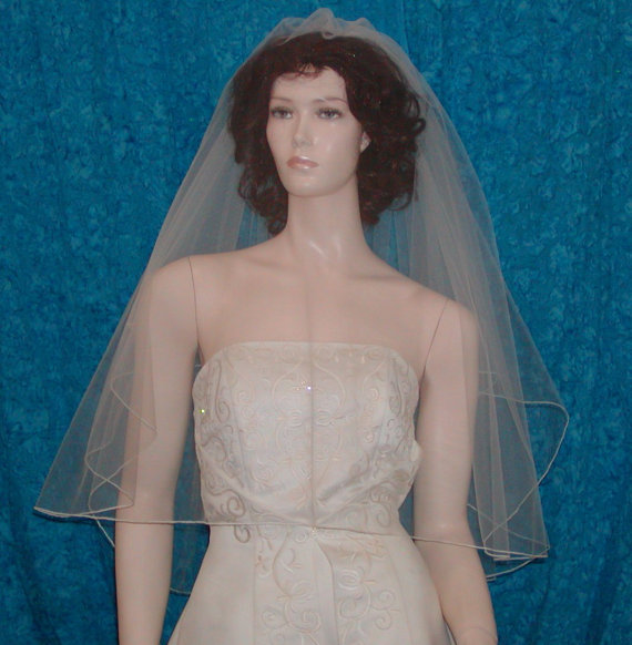 Top Quality Best Sale Cheap Romantic Fashion Designer Two Layer Elbow Length Bridal Veil With Pencil Edge Wedding Veils Bridal Accessories, Ivory
Top Quality Best Sale Cheap Romantic Fashion Designer Two Layer Elbow Length Bridal Veil With Pencil Edge Wedding Veils Bridal Accessories, Ivory