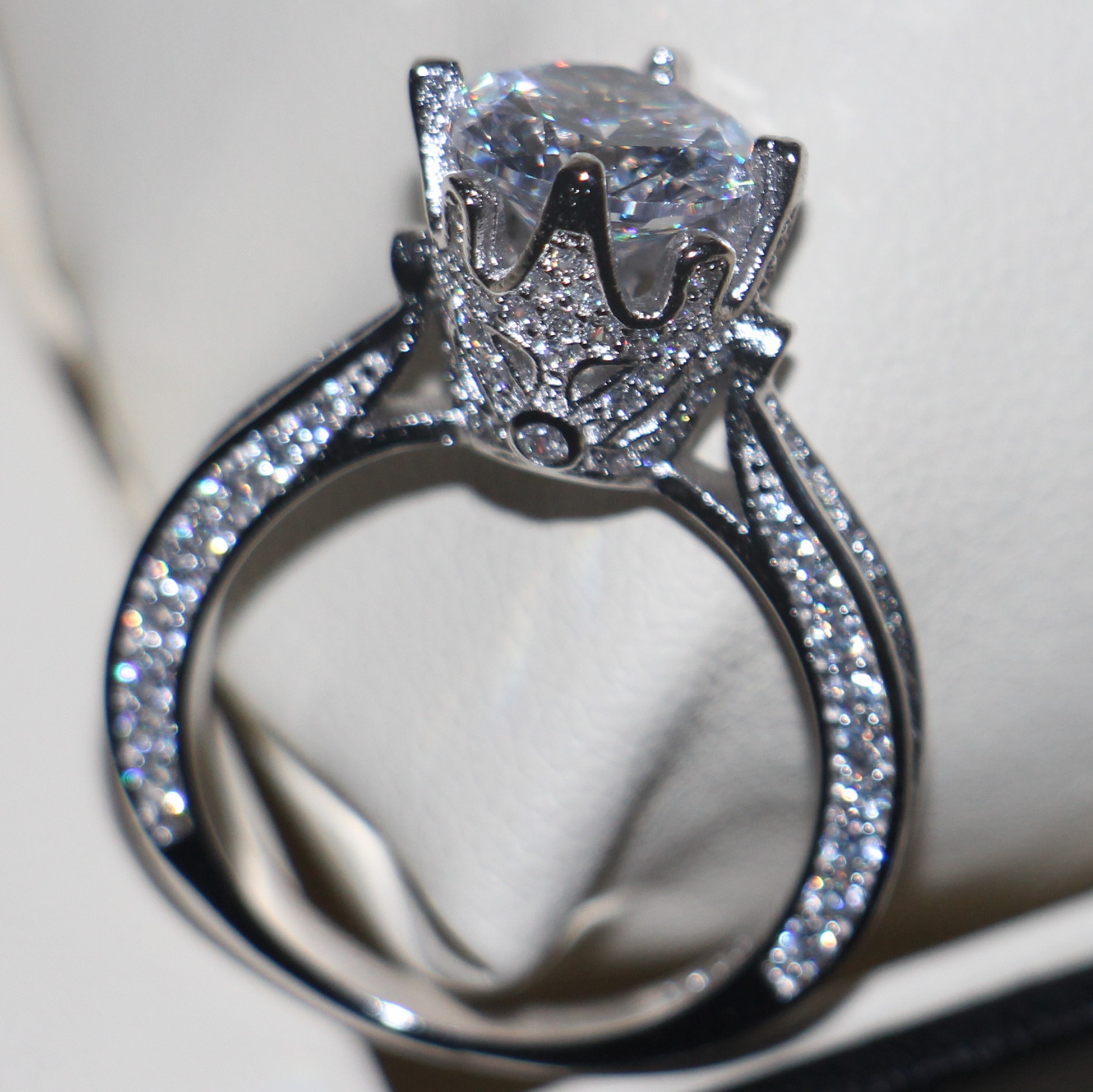 Victoria Wieck Luxury Jewelry Round Cut 9mm White topaz 925 Sterling Silver Siimulated Diamond CZ Gemstones Wedding Band Ring Gift Size 5-11