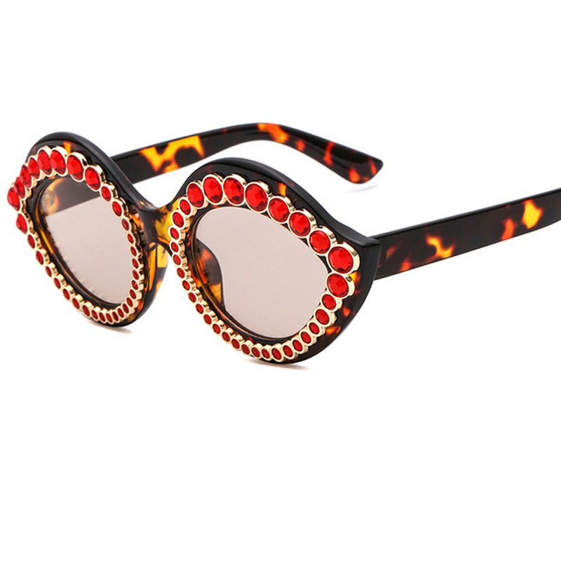 2019new Fashion Diamond Sexy Lips Sunglasses Women Diamonds Sun glasses Vintage Brand Designer Oval Shade UV400 Y252
2019new Fashion Diamond Sexy Lips Sunglasses Women Diamonds Sun glasses Vintage Brand Designer Oval Shade UV400 Y252